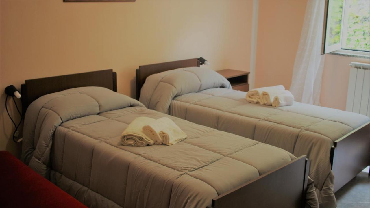 B&B Bassu Боса Экстерьер фото